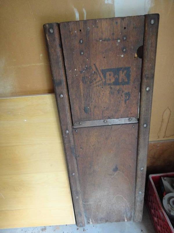 lot 1173 image: Vintage B&K Mechanics Creeper