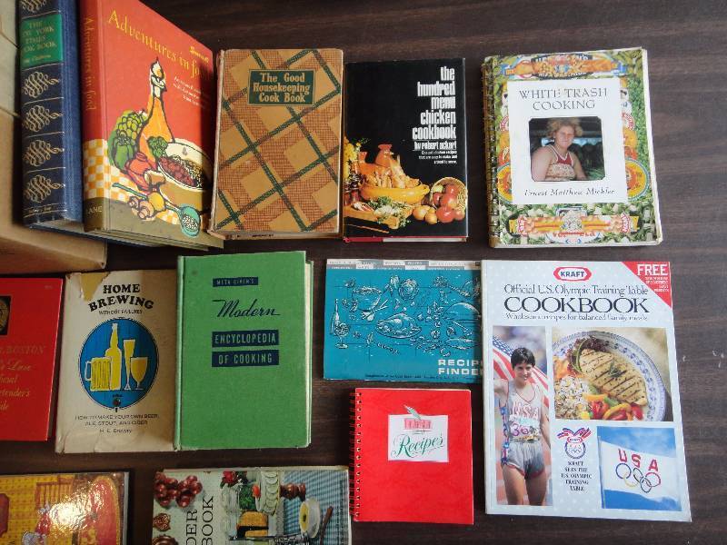lot 153 image: Vintage Cookbook Lot