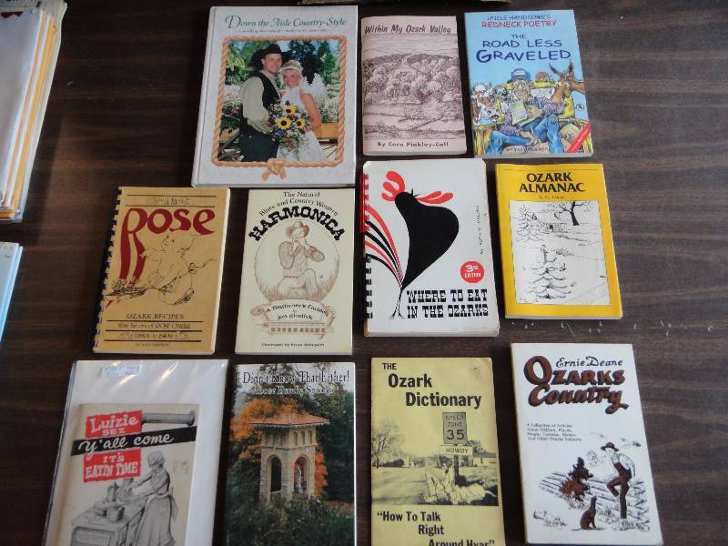 lot 183 image: Ozarks Vintage Book Lot