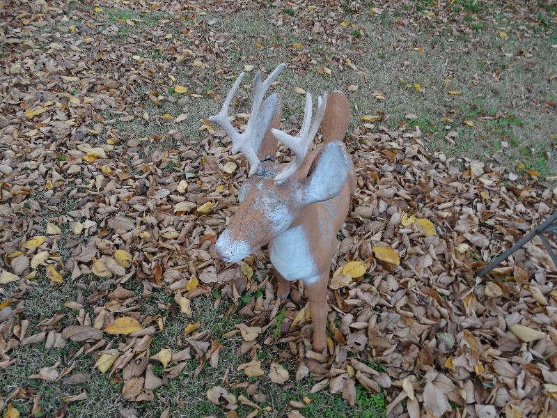lot 646 image: 3 cement deer