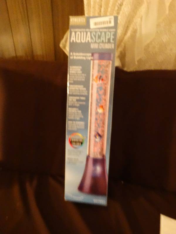 lot 692 image: Aquascape bubbling light
