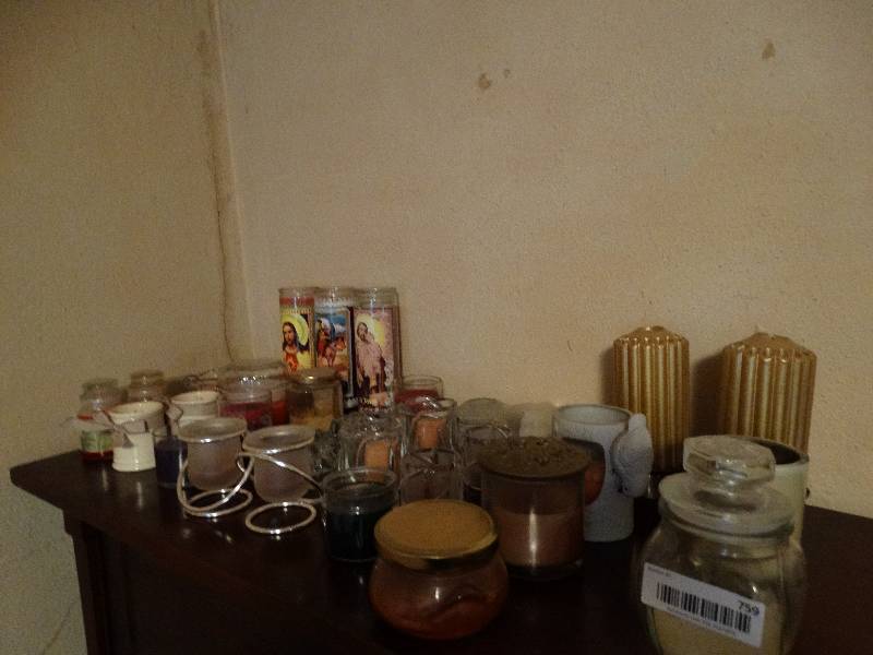 lot 759 image: Large lot of various candles & holders