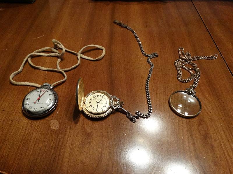 lot 789 image: 2 pocket watches & pocket magnifying glass