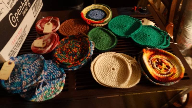 lot 555 image: Large lot of hand crochet hot pads coasters