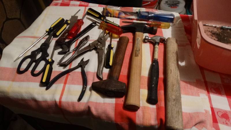 lot 587 image: Lot of various hand tools