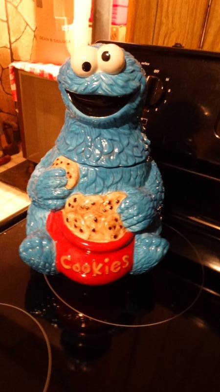 lot 599 image: Cookie Monster cookie jar