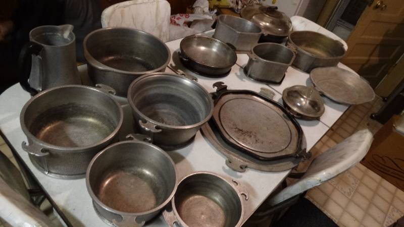 lot 626 image: 15 pc set of Guardian Service cast aluminum cookware