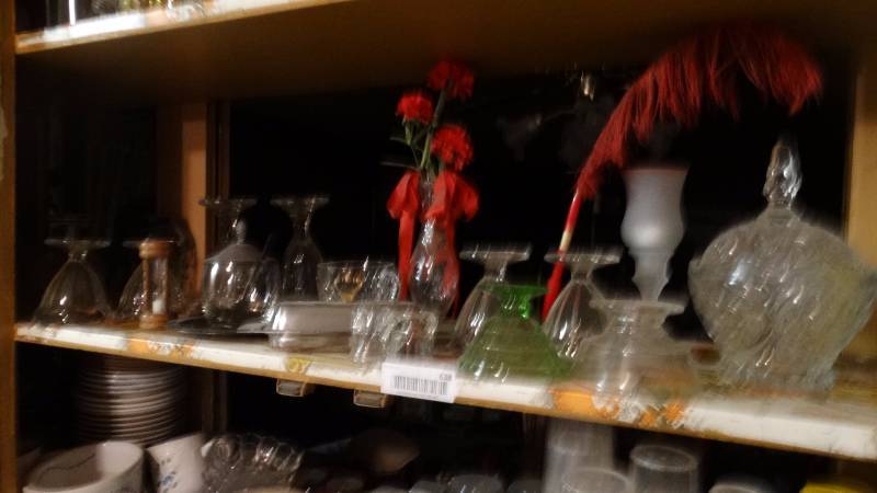 lot 638 image: Glasswareglasses