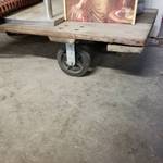 Flatbed wood dolly