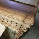 Wood looking interlocking flooring