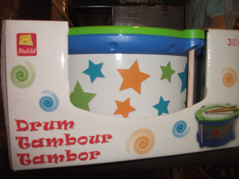 lot 3167 image: Baby Drum Musical Toy