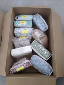 lot 36489 image: Miscellaneous Lot Of Queen Sheets, 10 Pack