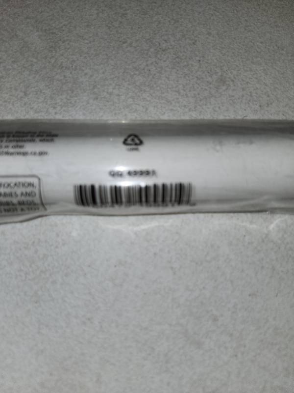 lot 46592 image: WHITE FLUORESCENT LIGHT 12V, 15 WATTS 17 LONGx 1DIA