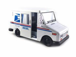 lot 42026 image: KiNSMART United States Postal Mail Truck USPS LLV 136 Scale Die Cast Metal 5 Inch Model Toy