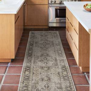lot 45867 image: RUGGABLE Kamran Washable Runner Rug - Perfect Vintage Area Rug for Kitchen, Entryway, Hallway, Kids Room - Stain & Water Resistant, Non-Slip, Pet & Child Friendly - Hazel 2.5x10 (Standard Pad)