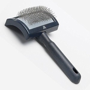 lot 68783 image: Millers Forge Slicker Brushes for Dog Grooming Professionals Curved Plastic Tool - Choose Size(Regular)