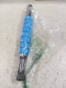 lot 69863 image: 17 Massage Roller