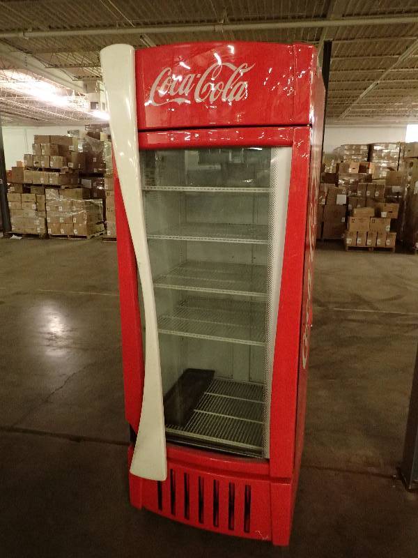 lot 50 image: True Glass Door Cooler