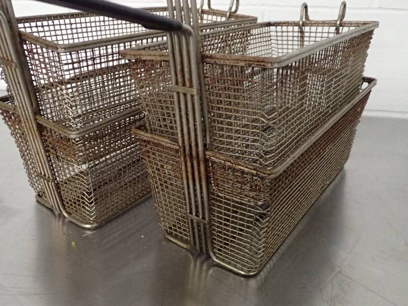 lot 82 image: (4) Fryer Baskets
