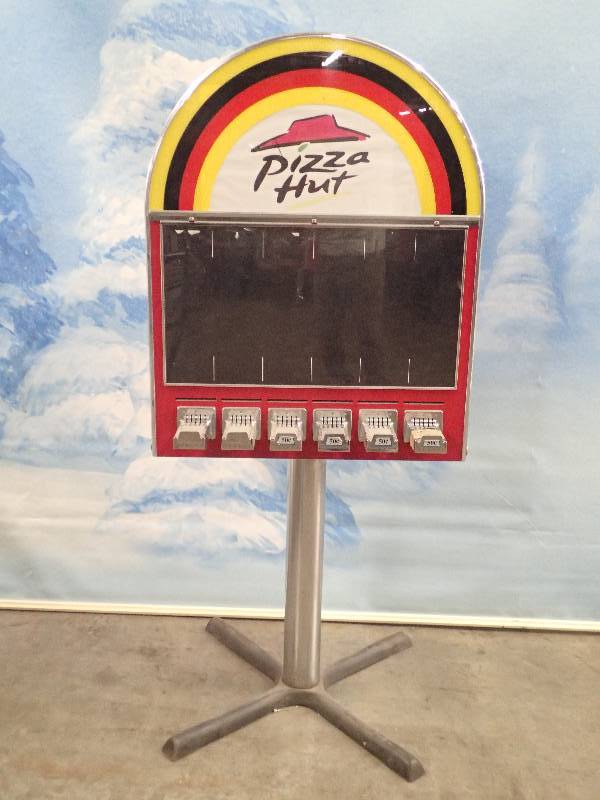 lot 27 image: 6 Stack Sticker Machine w Stand