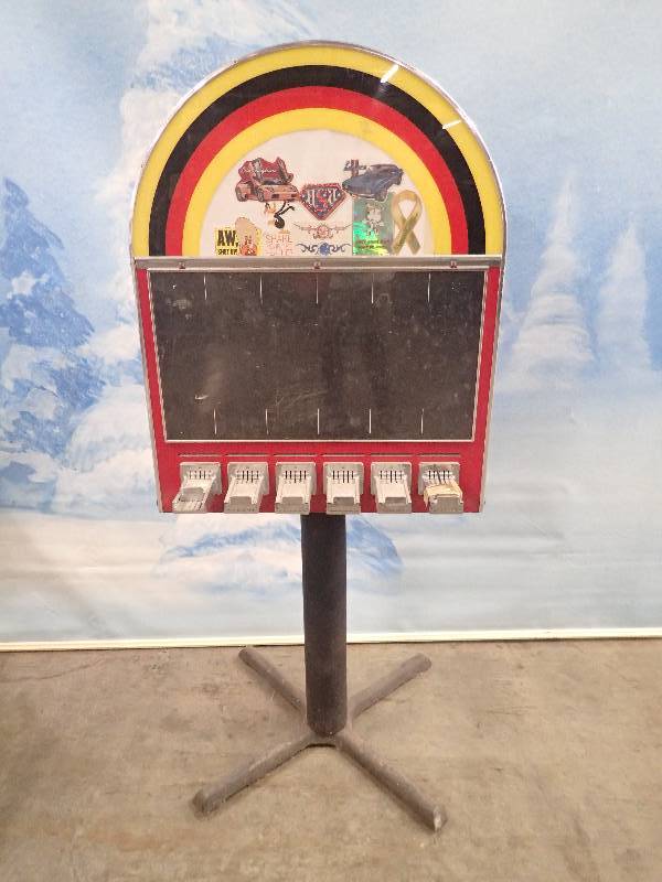 lot 29 image: 6 Stack Sticker Machine w Stand