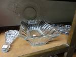 2 glass serving trays/ serving bowl/ crystal stopper