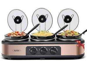 lot 340105 image: Sunvivi 1.5 Quart Triple Slow Cooker and Buffet Server,Small Mini Slow Cooker with 3 Upgraded Oval Ceramic Cooking Pots and Glass Lids,3 Spoons and 3 Lid Holders,4.5 QT