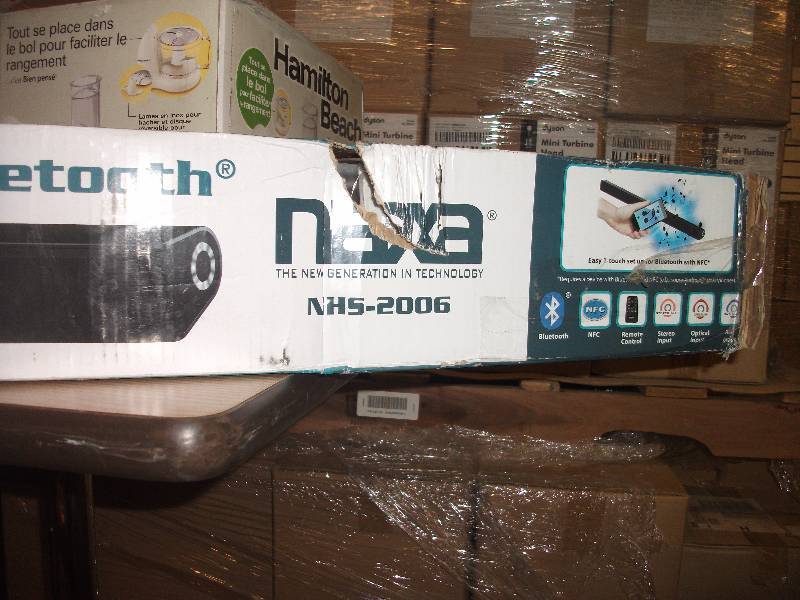 lot 3323 image: NAXA Electronics NHS-2006 37-Inch Wireless Sound Bar System with Bluetooth
