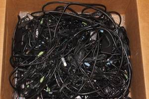 lot 212 image: LOT OF POWERSUPPLY