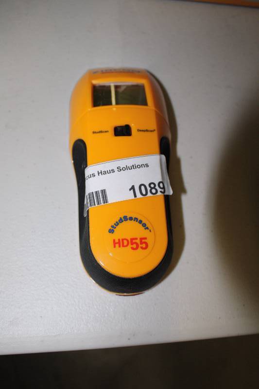 lot 1089 image: Zircon StudSensor HD55 Stud Finder