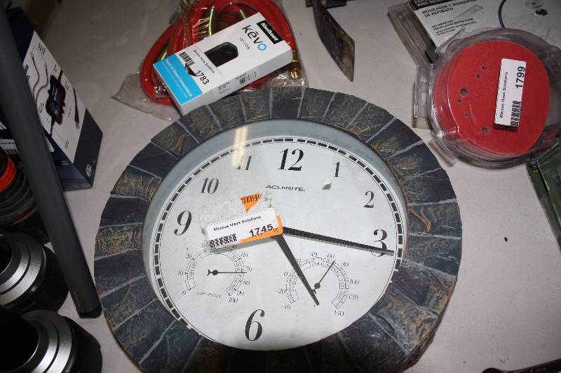 lot 1745 image: Clock