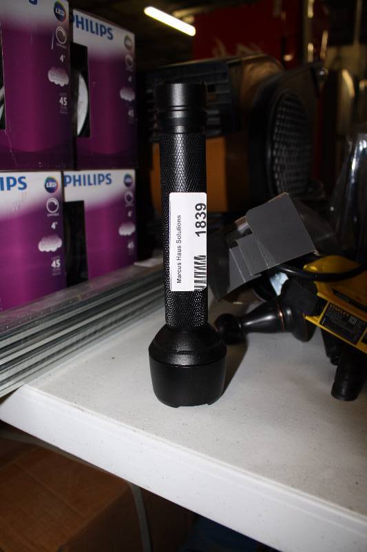 lot 1839 image: Husky Flashlight
