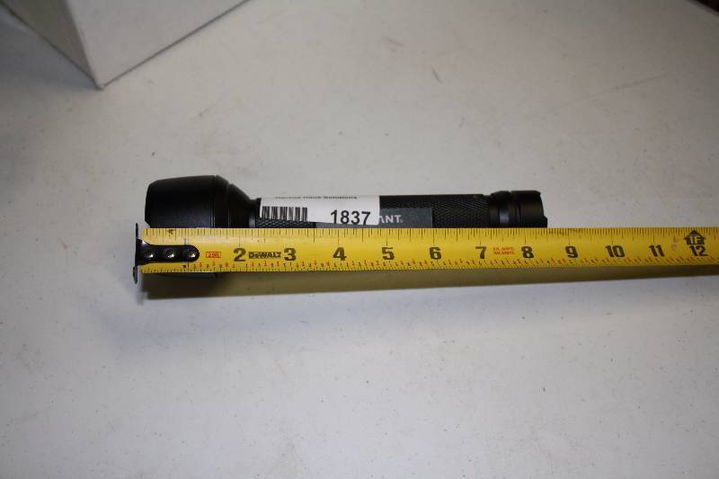 lot 1837 image: Husky Flashlight