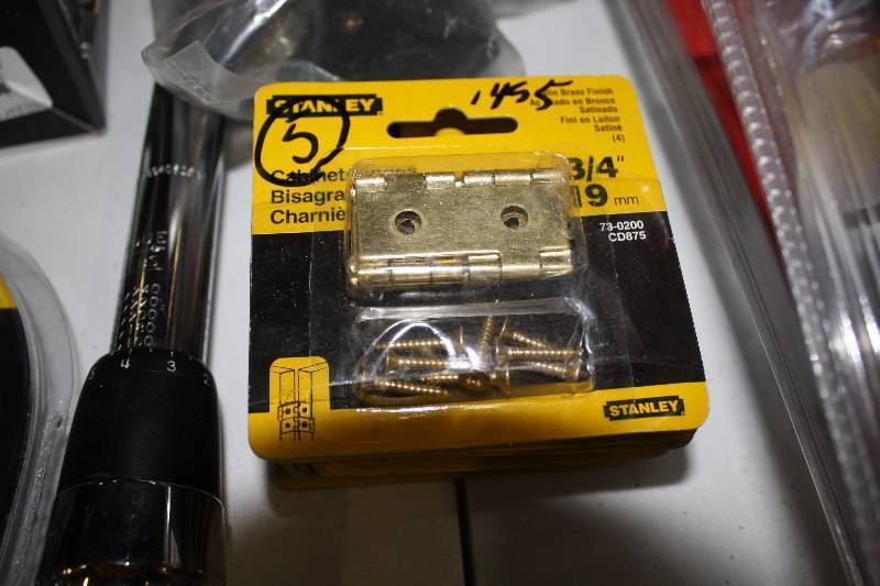 lot 1495 image: 5 sets of Stanley Hardware 73-0200 Double Acting Hinge