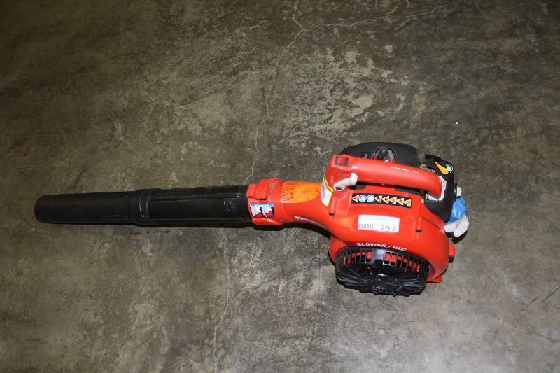 lot 2762 image: Homelite Gas Blower
