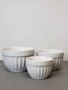 lot 6 image: Kitchen Select Nesting Bowls