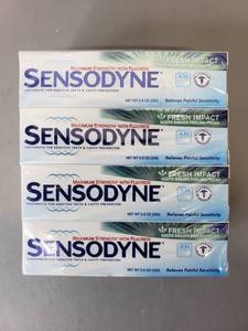 lot 40 image: (2) Pack of 12 Toothpastes - 24 Tubes