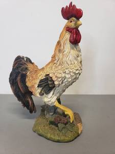 lot 110 image: Proud Rooster Resin Figurine