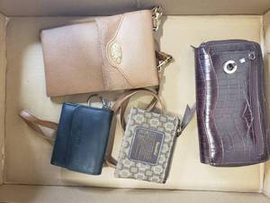lot 412 image: Ladies Wallet, Coin Purses and Crossbody Wallet