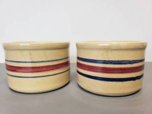 lot 420 image: (2) Roseville Crocks