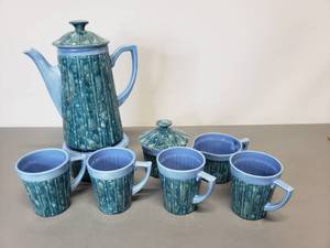 lot 421 image: Beautiful Glazed Pottery Tea Set w Warmer