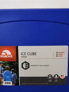 lot 468 image: Igloo Rolling Cooler