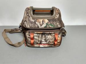 lot 64 image: Slightly Used Igloo Soft Side Real Tree Cooler. 15x10x12