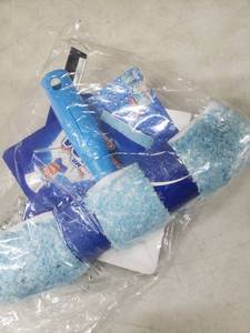 lot 5415 image: Mr.Siga Professional 10in Window Scrubber