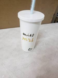 lot 5430 image: Kate Spade Mr & Mrs Cup