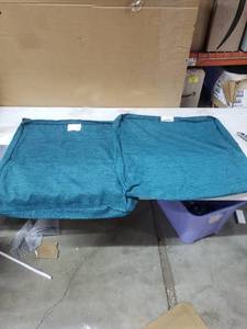 lot 5471 image: Kit De Housee Slip Cover Set 2pc
