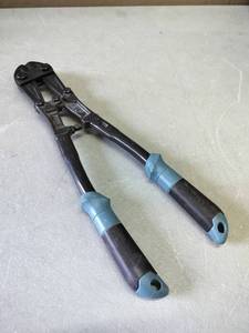 lot 1141 image: Anvil 14In Bolt Cutter
