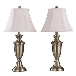 lot 1052 image: A 2pc Set Of Table Lamp Brass - StyleCraft