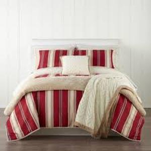 lot 5595 image: Linden Street Grant 3pc Set With Comforter FullQueen