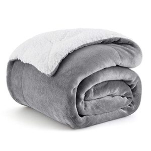 lot 1065 image: Bedsure Sherpa Fleece Throw Blanket for Couch - Thick and Warm Blanket for Winter, Soft Fuzzy Plush Throw Blanket for All Seasons, Grey, 50x60 Inches